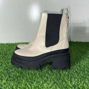 ALDO Howler Cream Platform Chelsea Boots, Size 8